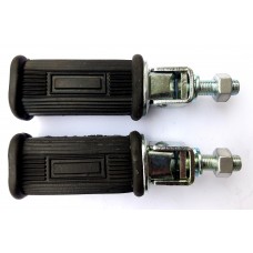 Ducati bicilindrici 750-900 cc - Pedane posteriori complete. Bullone diam.11